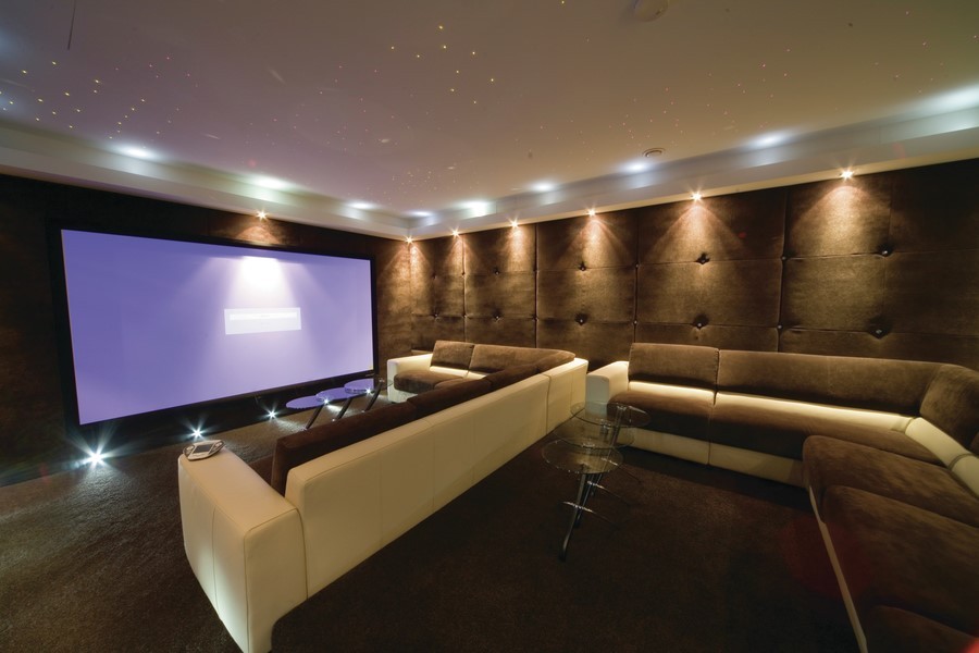 take-your-home-theater-installation-to-the-next-level-with-smart-automation